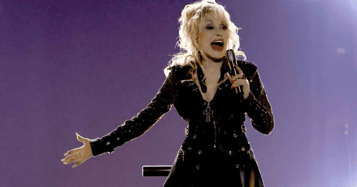 The Country Music Star With an Entire Theme Park About Her: Dolly