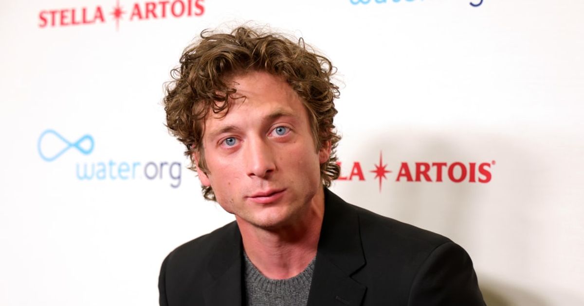 What Is ‘The Bear’ Star Jeremy Allen White’s Net Worth?